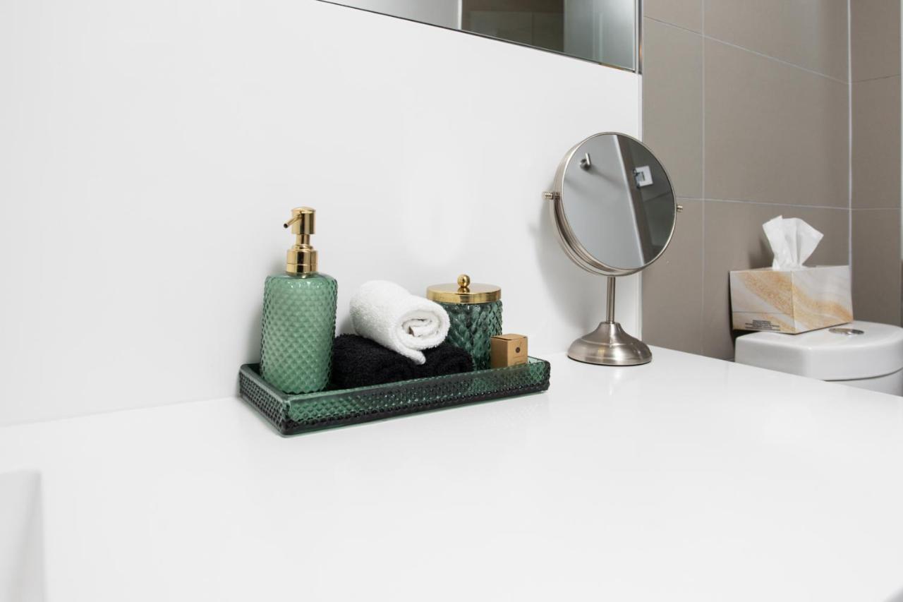 Stylish Suite At 300 Front Street W Toronto Buitenkant foto